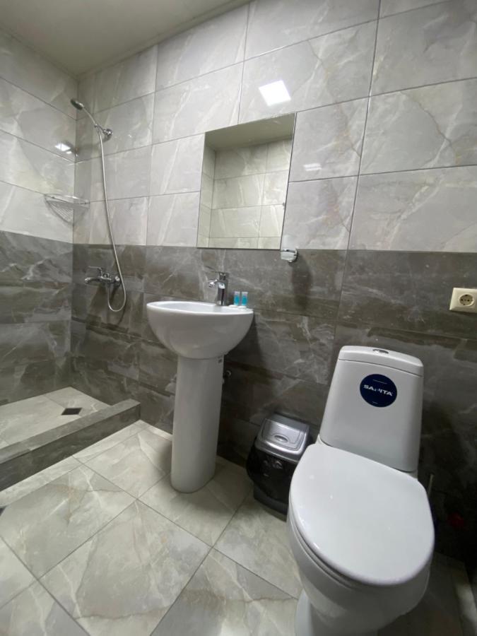 Borjomi Central Hotel Ngoại thất bức ảnh