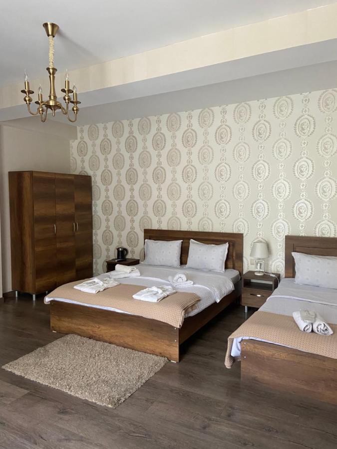 Borjomi Central Hotel Ngoại thất bức ảnh