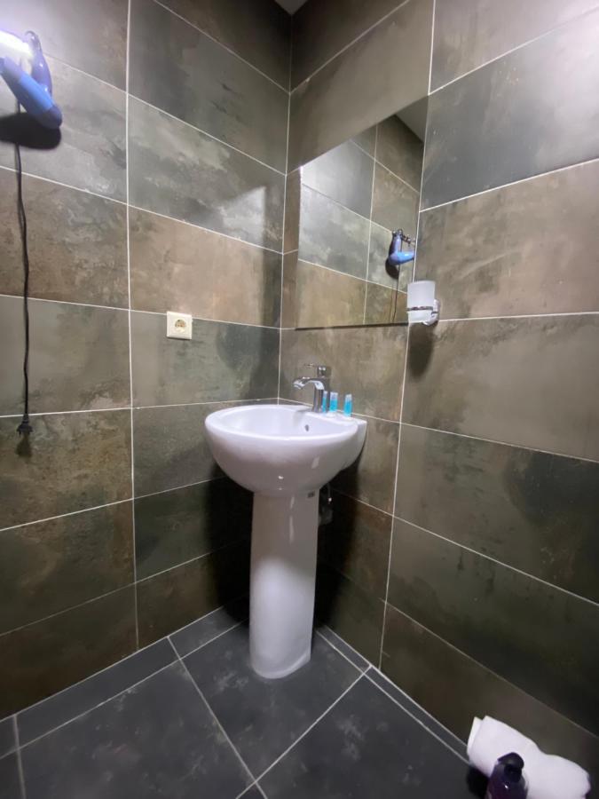 Borjomi Central Hotel Ngoại thất bức ảnh