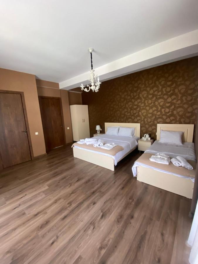 Borjomi Central Hotel Ngoại thất bức ảnh
